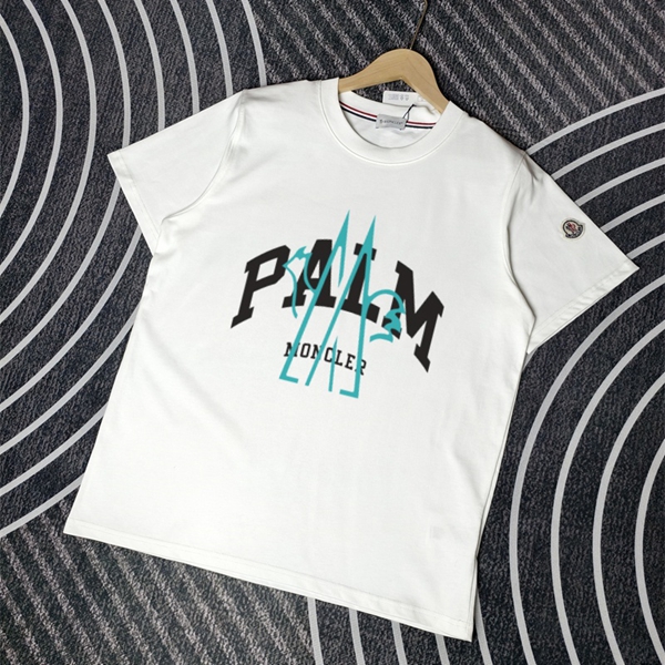 モンクレールTシャツ正面デザイン